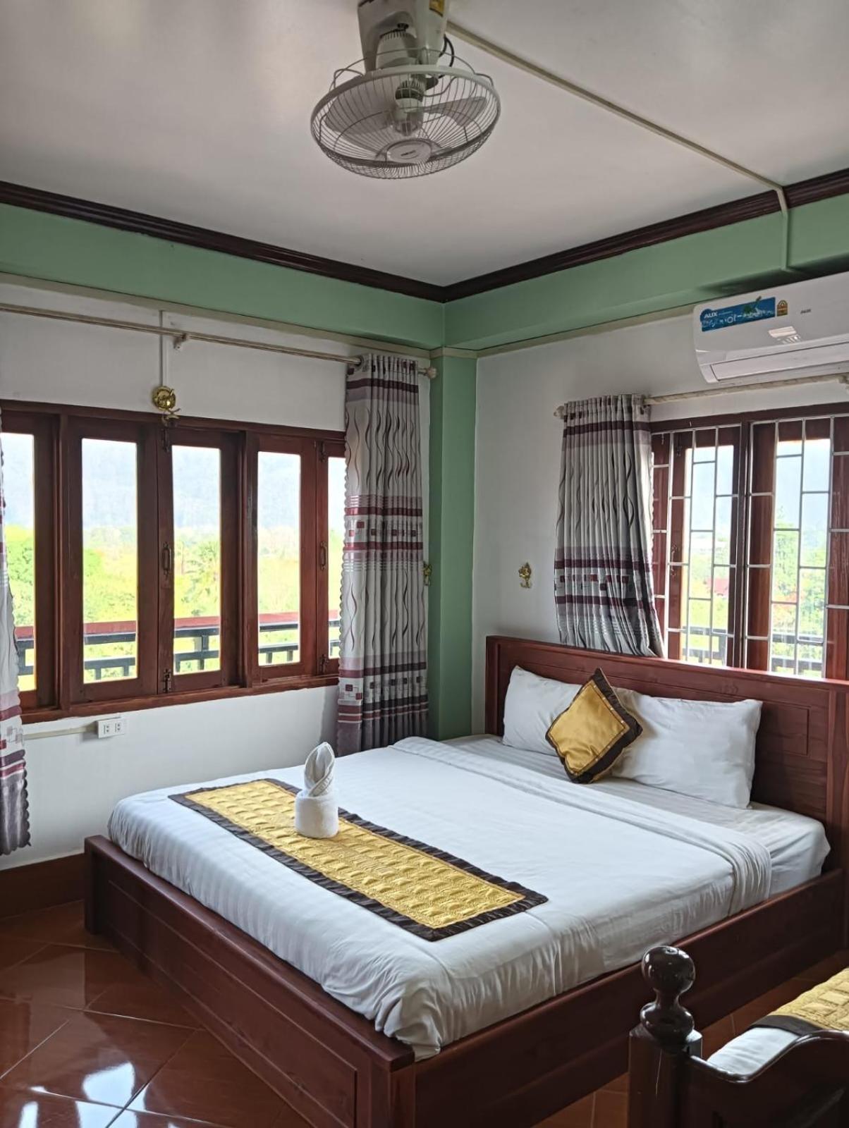 Bountang Riverside Hotel Ванг-В'єнг Екстер'єр фото